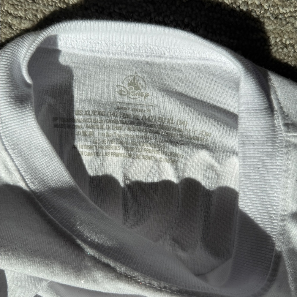 Disney White Spirit Jersey - Picture 6 of 6